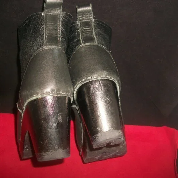 Sven No. 6 Store Black Leather Shearling Lined Handmade Pull-On Clog Boots - Picture 8 of 9